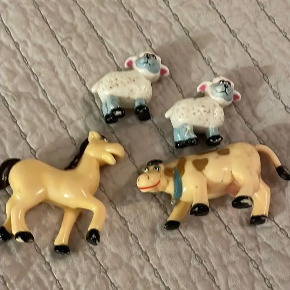 Vintage VTG Sesame Street 4 piece Animal Action Figures Playset from Farm set.
